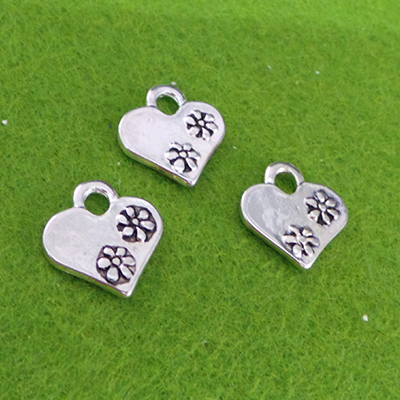 CH49849 Metal Heart Pendants For Jewellery 17X17mm/10Pcs Antique
